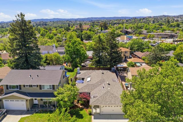 1142 Virginia Avenue, Redwood City, CA 94061