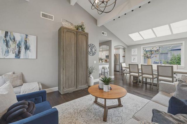 1142 Virginia Avenue, Redwood City, CA 94061