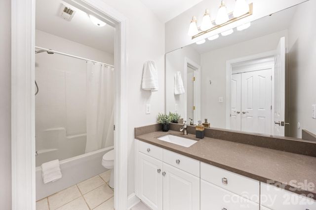 5355 Shannamara Drive, Matthews, NC 28104