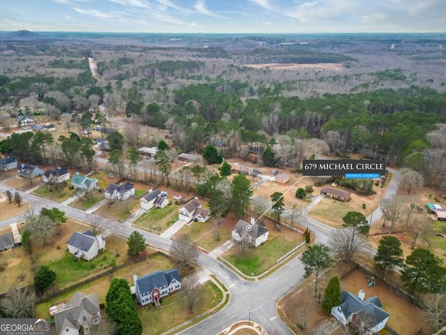 679 Michael Cir, Monroe, GA 30655