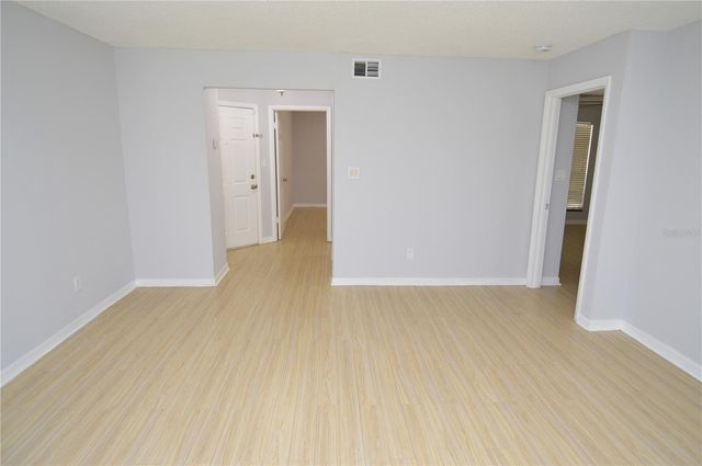 8613 MALLARD RESERVE DRIVE 102, Tampa, FL 33614