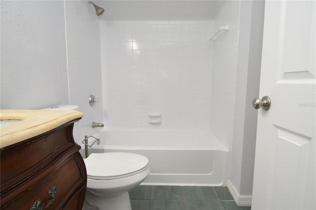 8613 MALLARD RESERVE DRIVE 102, Tampa, FL 33614