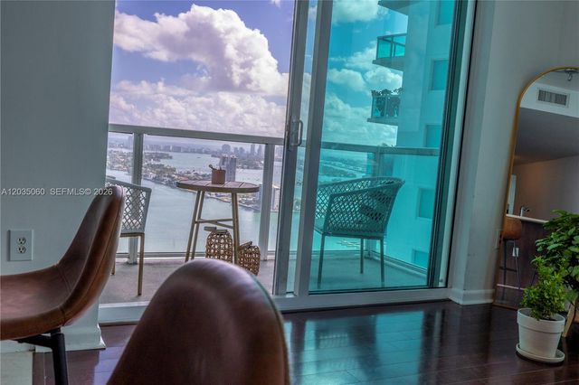 1900 N Bayshore Dr 3403, Miami, FL 33132