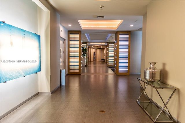 1900 N Bayshore Dr 3403, Miami, FL 33132