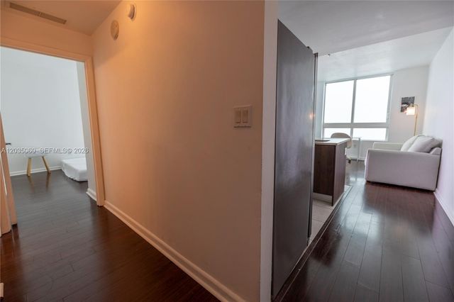1900 N Bayshore Dr 3403, Miami, FL 33132