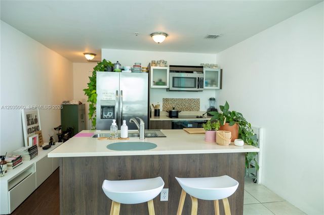 1900 N Bayshore Dr 3403, Miami, FL 33132