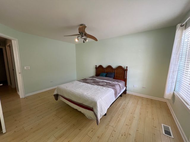 157 CONCORD Lane 157, Carol Stream, IL 60188