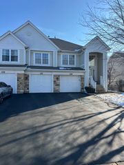 157 CONCORD Lane 157, Carol Stream, IL 60188