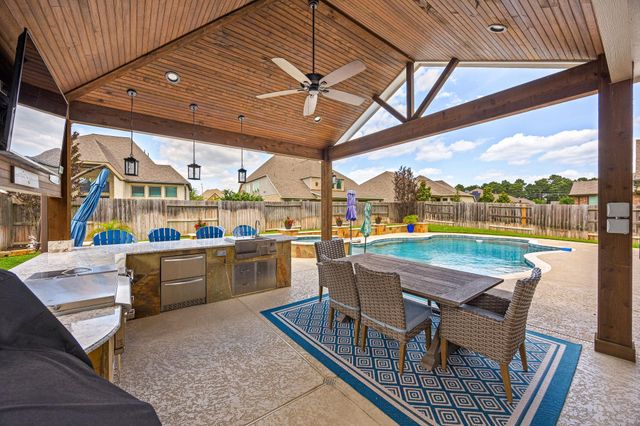 21415 Rose Loch Lane, Tomball, TX 77377
