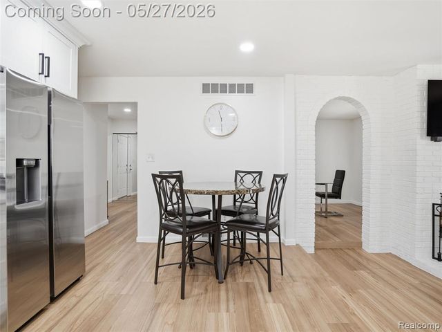 41411 Greenwood Drive, Canton, MI 48187