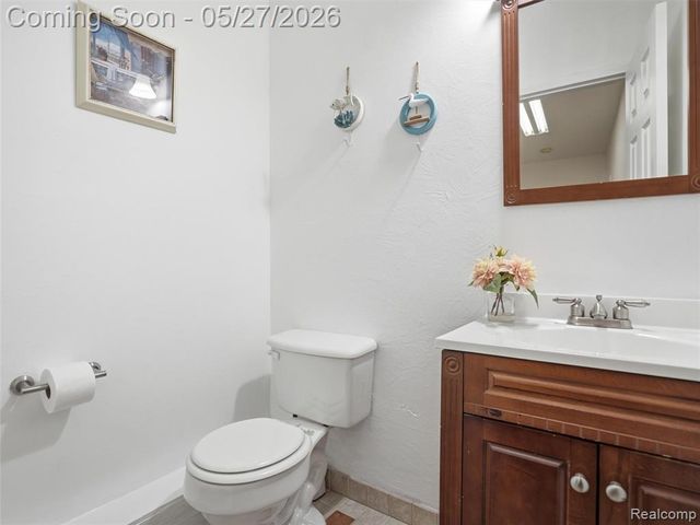 41411 Greenwood Drive, Canton, MI 48187