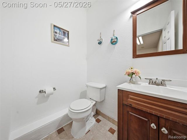 41411 Greenwood Drive, Canton, MI 48187