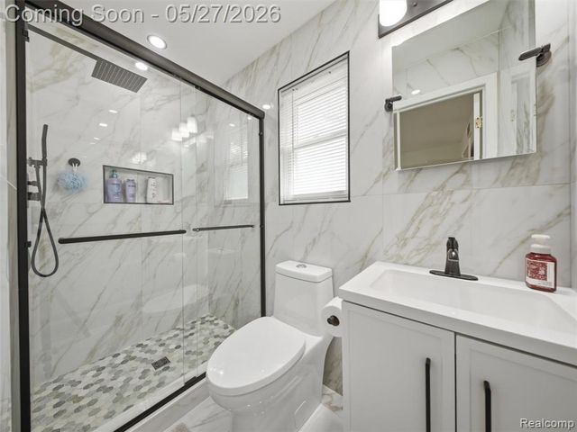 41411 Greenwood Drive, Canton, MI 48187