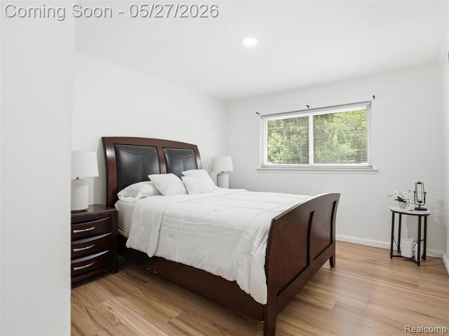 41411 Greenwood Drive, Canton, MI 48187