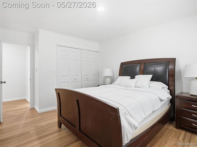 41411 Greenwood Drive, Canton, MI 48187