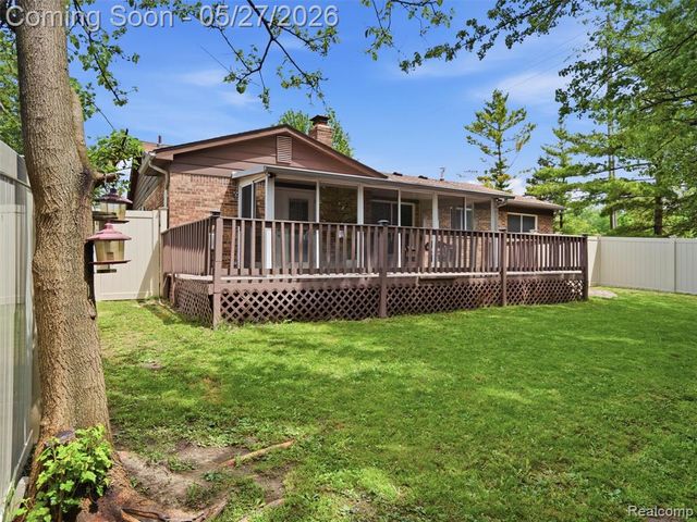 41411 Greenwood Drive, Canton, MI 48187