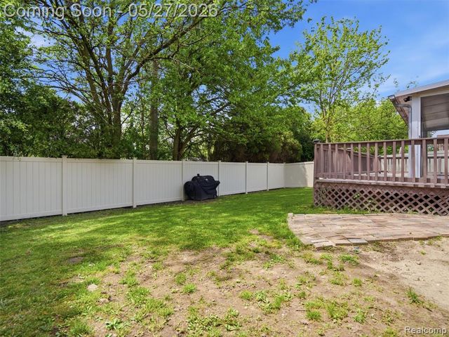 41411 Greenwood Drive, Canton, MI 48187