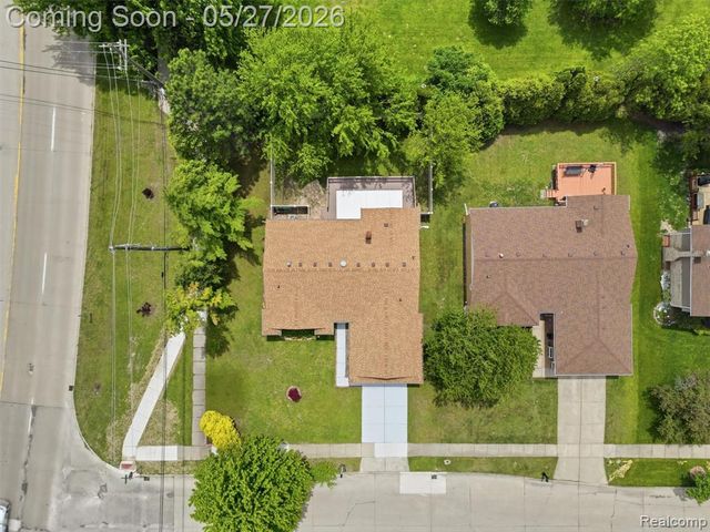 41411 Greenwood Drive, Canton, MI 48187