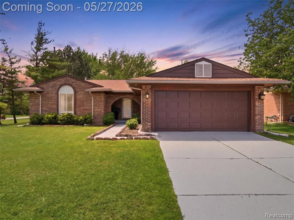 41411 Greenwood Drive, Canton, MI 48187