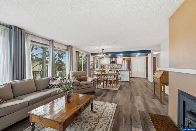 3456 Hulsey Av SE, Salem, OR 97302