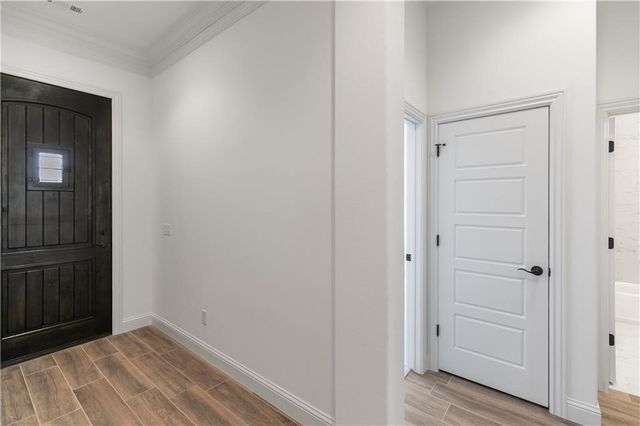 1600 Montrose Avenue, Bentonville, AR 72713