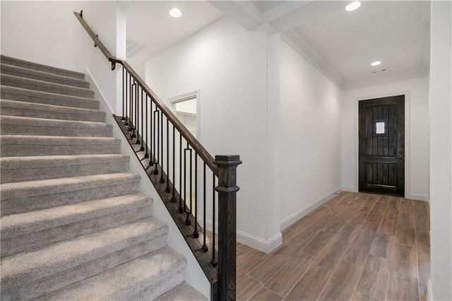 1600 Montrose Avenue, Bentonville, AR 72713