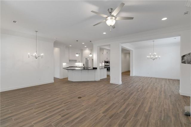 1600 Montrose Avenue, Bentonville, AR 72713