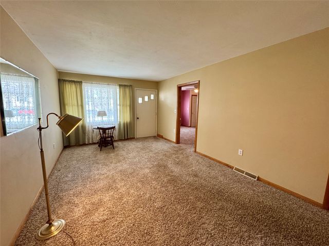 1021 E 31ST Street, Erie, PA 16504