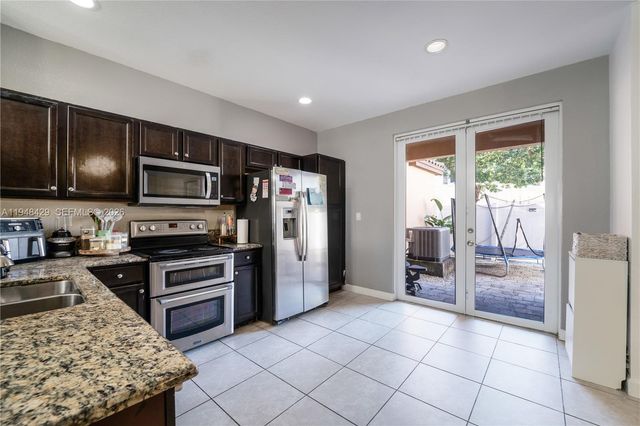 9360 SW 171st Ct, Miami, FL 33196