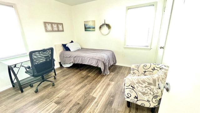 3526 N 77th STREET, Milwaukee, WI 53222