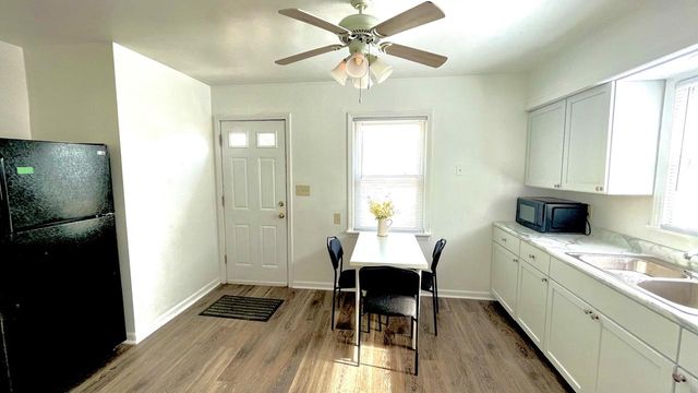 3526 N 77th STREET, Milwaukee, WI 53222