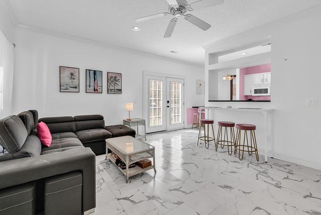 404 8th Ave. S, Myrtle Beach, SC 29577