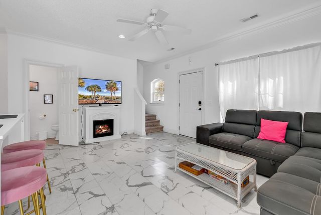 404 8th Ave. S, Myrtle Beach, SC 29577