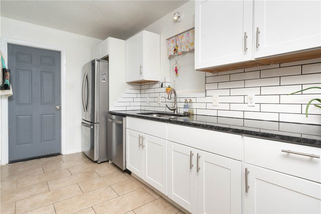 9566 Waxwing St, Corpus Christi, TX 78418