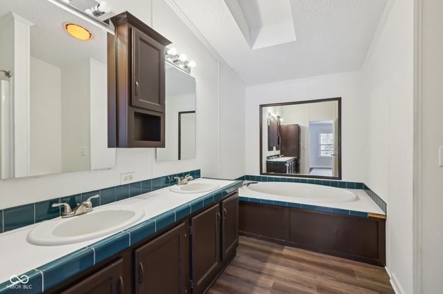 5835 Broyles Road, Avon, IN 46123