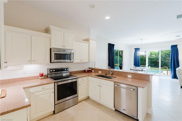 9663 Blue Stone CIR, Fort Myers, FL 33913