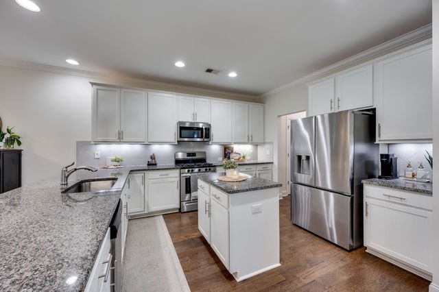2058 Moultrie Cir, Franklin, TN 37064