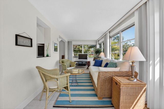 4340 NW 13th Avenue, Deerfield Beach, FL 33064