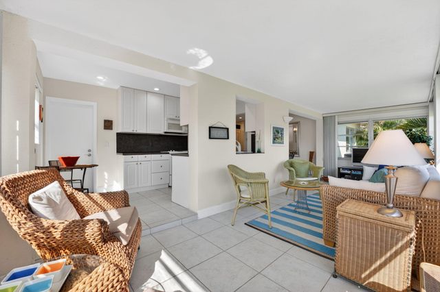 4340 NW 13th Avenue, Deerfield Beach, FL 33064