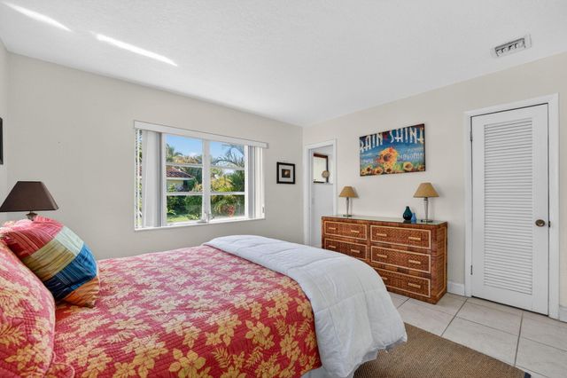 4340 NW 13th Avenue, Deerfield Beach, FL 33064