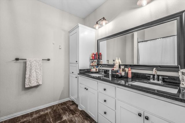 5630 Mesa Loop, Granbury, TX 76048