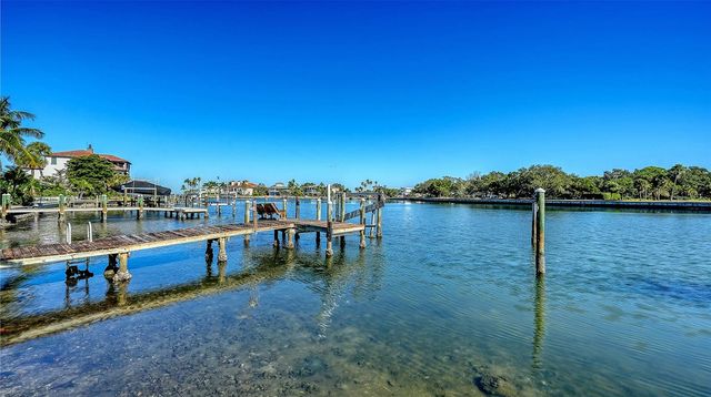 355 S SHORE DRIVE, Sarasota, FL 34234