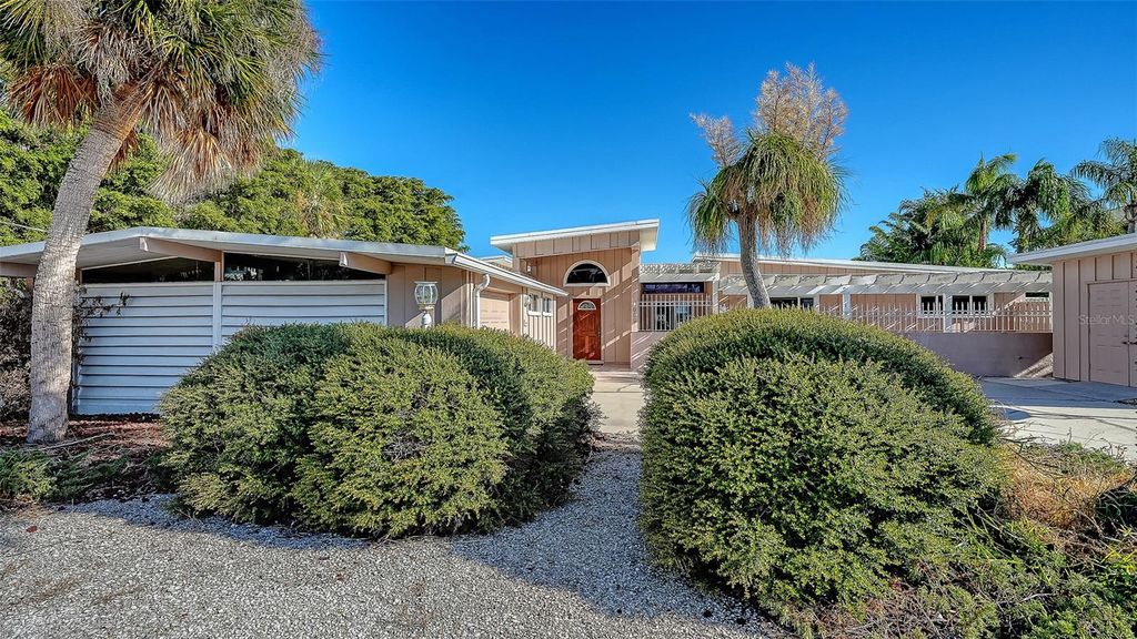 355 S SHORE DRIVE, SARASOTA, FL 34234 — photo 5