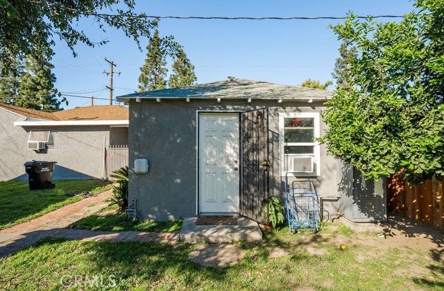 7032 Somerset, Paramount, CA 90723