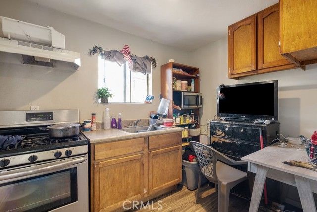 7032 Somerset, Paramount, CA 90723