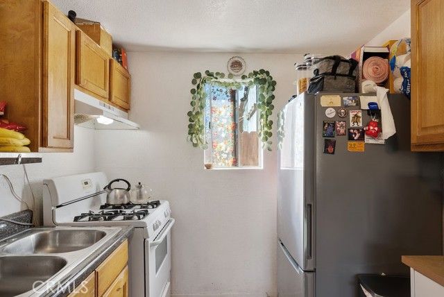 7032 Somerset, Paramount, CA 90723