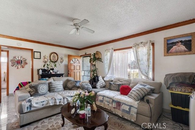 7032 Somerset, Paramount, CA 90723