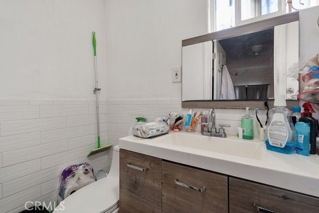 7032 Somerset, Paramount, CA 90723