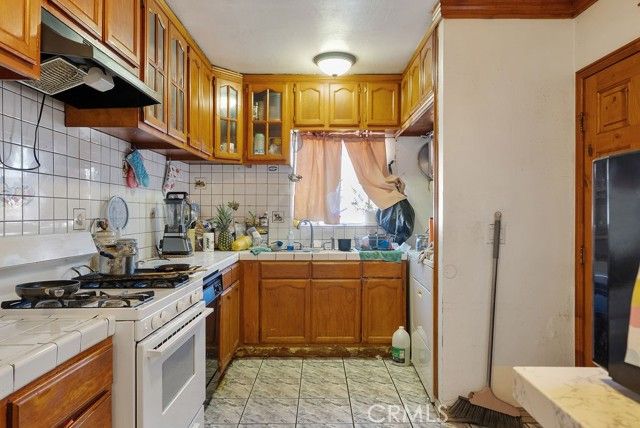 7032 Somerset, Paramount, CA 90723