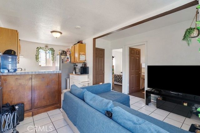 7032 Somerset, Paramount, CA 90723